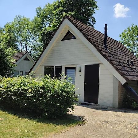 Vrijstaande Recreatiebungalow Met Slaapvide Posterholt Esterno foto